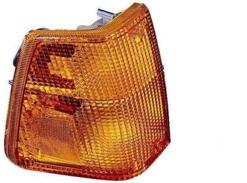 Turn signal light assembly right,front right maxzone 373-1506r-as-y