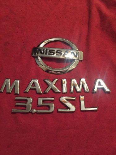 2006 nissan maxima 3.5 sl rear chrome emblem badge set (04 05 06 07 08) (902)