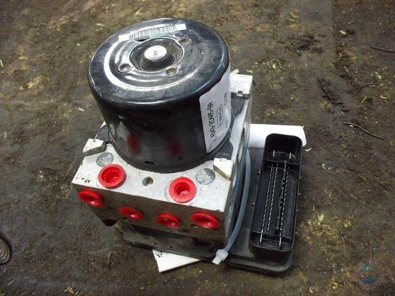 Abs module / pump focus 832744 10 11 assy abs with ecu also under 591