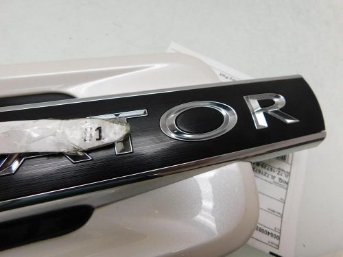 LINCOLN NAVIGATOR LEFT NAMEPLATE JL7Z-16720-BAM OEM 19 20 21 2019 2020 2021, US $152.00, image 7