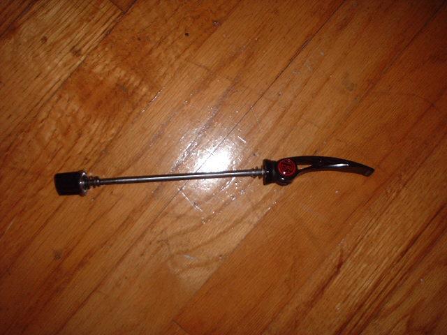 Bontrager race x lite front bicycle skewer - titanium axle