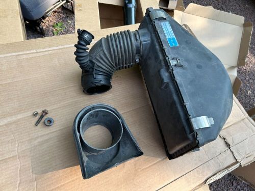 1992-1996 GMC Chevy C/K 2500 3500 Suburban 6.5L DIESEL AIR CLEANER Filter BOX, US $295.00, image 23