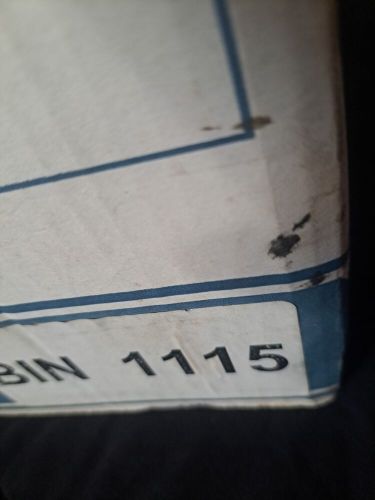 Oem 92-96 mazda mx 3 front right turn signal light lamp 041-0687 bumper 1993 mx3