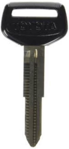 Toyota genuine new 4runner corolla pickup uncut master key blank 2pc