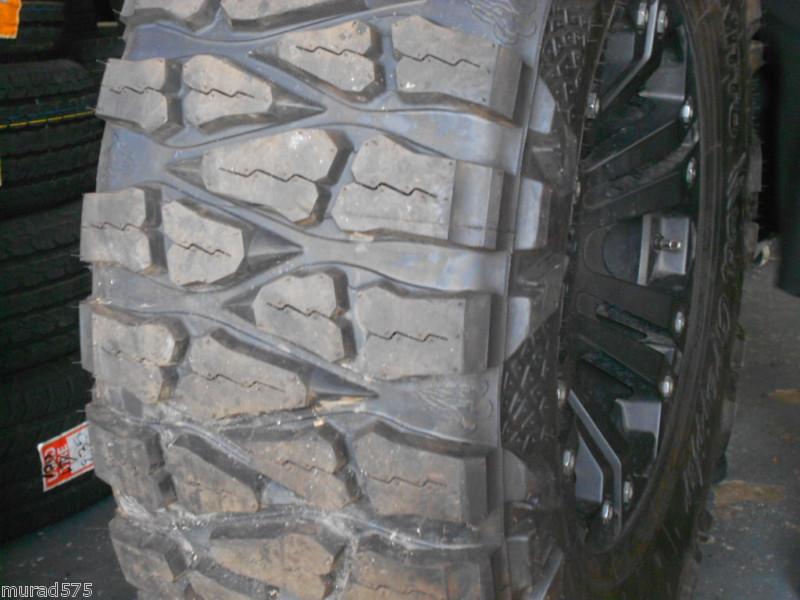 Sell 35X12.5 R18 LT off road tire and wheel 6 Ply tread Extreme Terrain