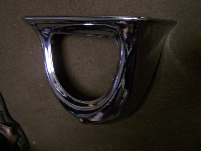 1959 oldsmobile rear bumper end/back-up light housing, very nice chrome