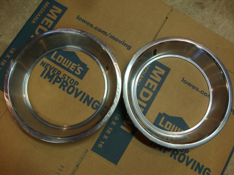 Vintage ford mustang maverick torino comet cougar 14" wheel beauty trim rings  2