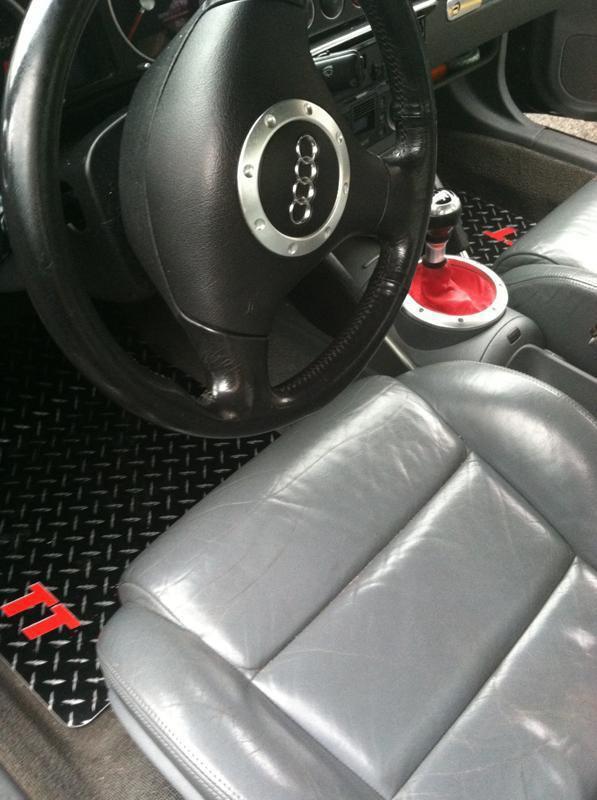Sell AUDI TT BLACK aluminum floor mats with exposed METAL diamonds