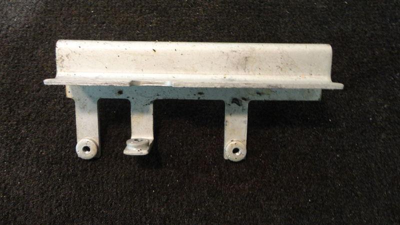 Stay relay bracket #67f-81953-00-00 yamaha f100 4-stroke 100 hp outboard motor