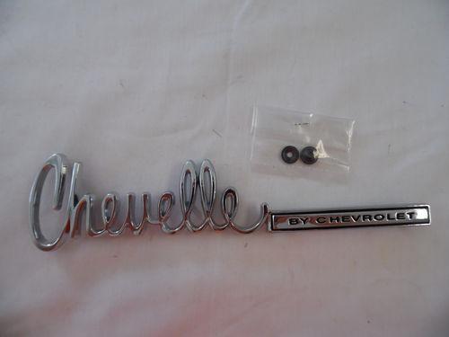 1971-1972 "chevelle by chevrolet" trunk emblem