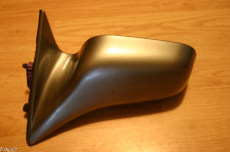 1992-1996 toyota camry dx-le-xle japan built left/driver power  mirror oem