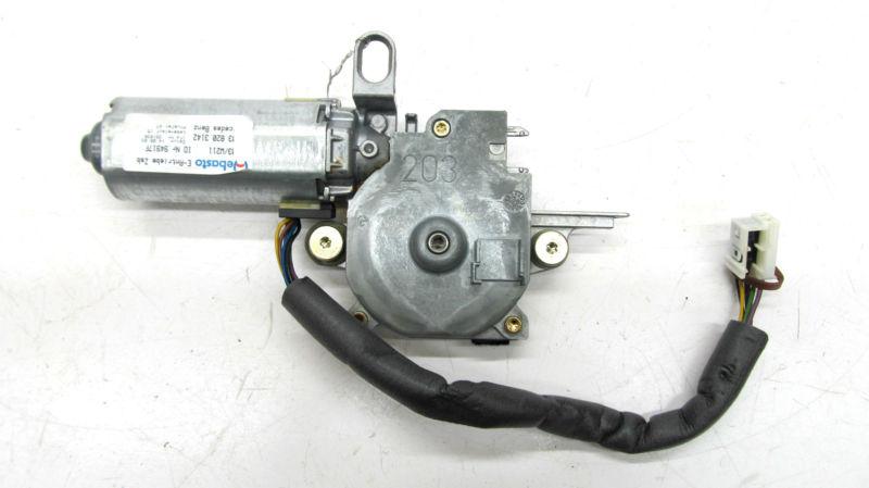 2004-2005 mercedes benz clk500 w209 oem upper sunroof window motor regulator  