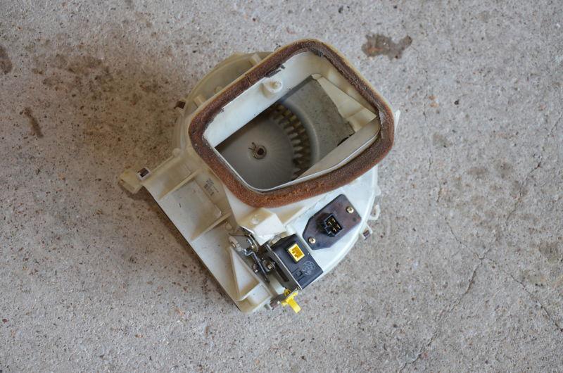 1994 honda del sol 5 spd b16a3 #1453 blower motor assembly with box