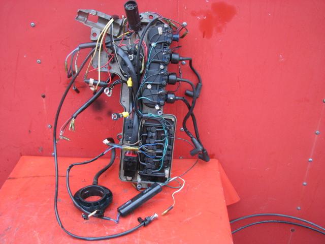 Clean used mercury 1996 115 hp 4 cylinder complete electrical system outboard 