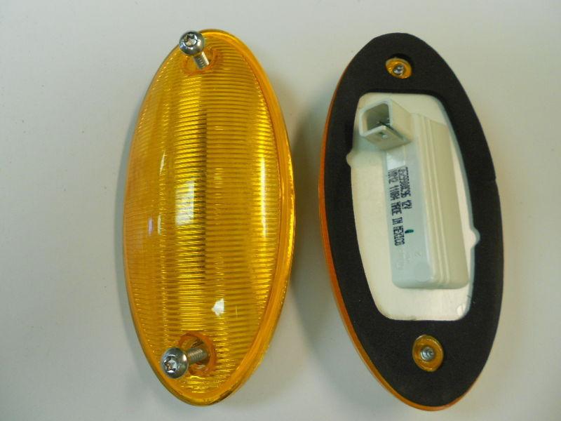 3529900c95 international amber oval cab lights (lot of 6)