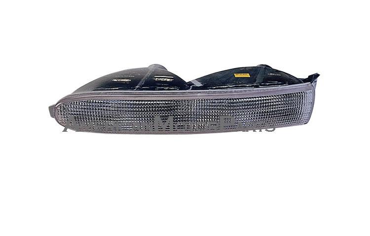 Passenger replacement bumper park turn signal light chrysler town & country