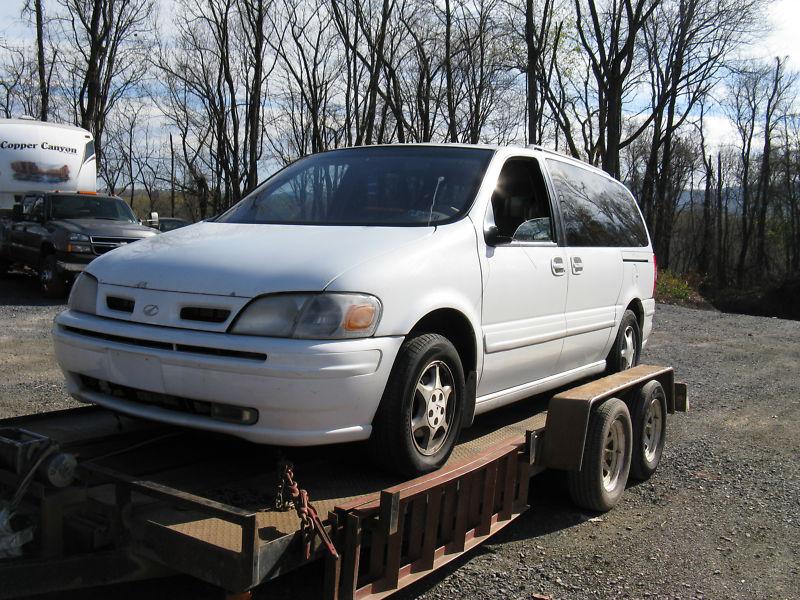 Parting out 1999 oldsmobile silhouette lots of great parts gas cap