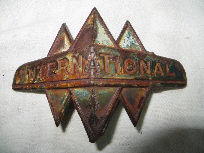 Sell 19341936 International pickup truck grille shell emblem 1935