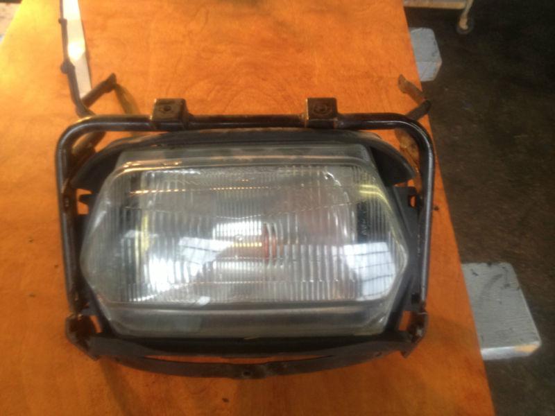 1990 suzuki gsx 600 head light