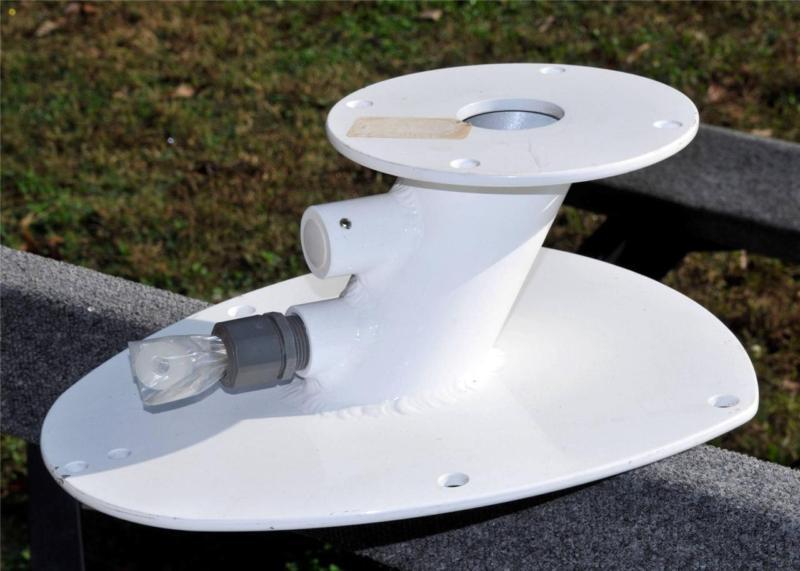 Open array or closed dome aluminum radar mount stand 4" high (new old stock)