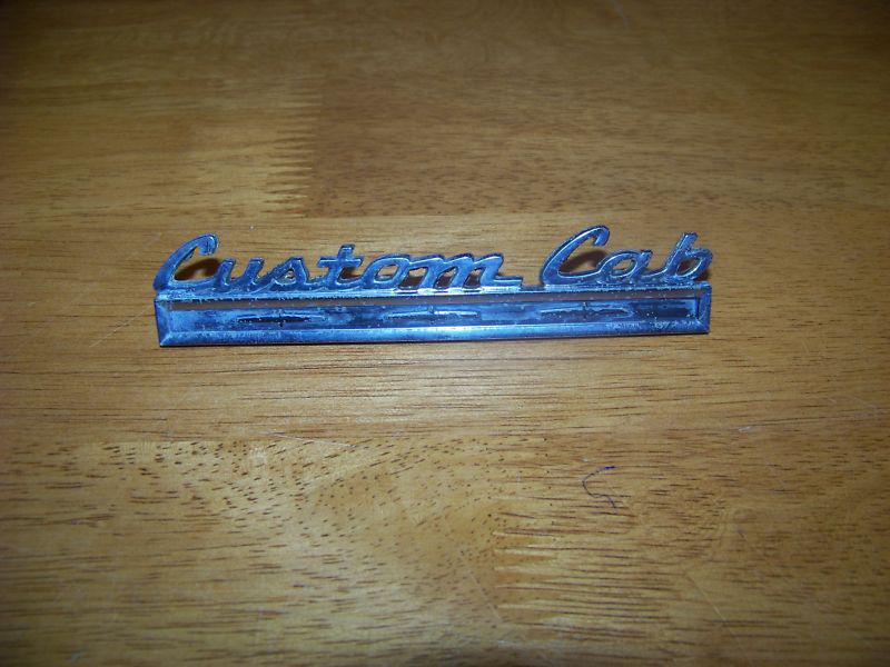 1968-1972 ford f100 pickup original custom cab emblem
