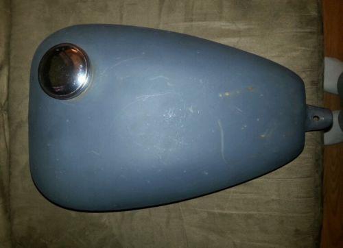 Chopper bobber gas tank