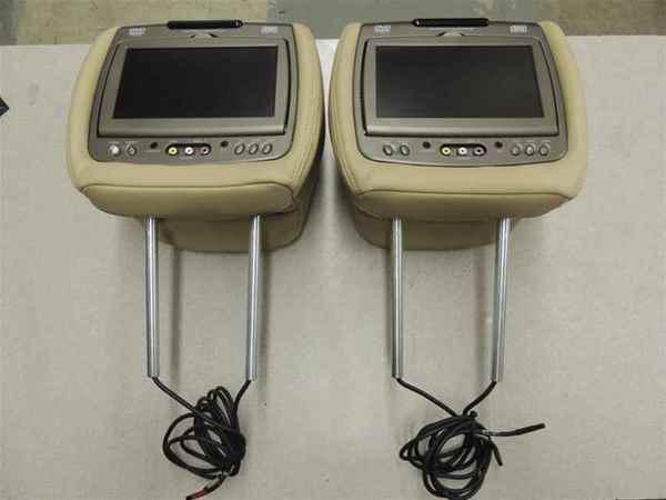 2009 10 11 12 chevrolet traverse tan dvd headrests oem
