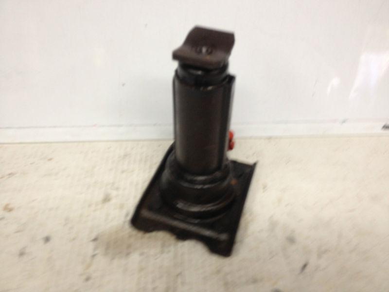1997-2003 FORD F150 2 WHEEL DRIVE TIRE JACK OEM, US $32.00, image 2