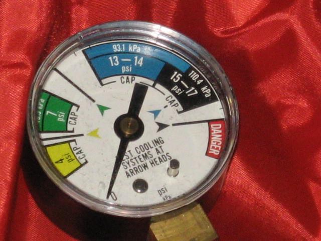 Stant vintage new old stock psi gauge usa with box 12501 or 2501 nos to 17 psi