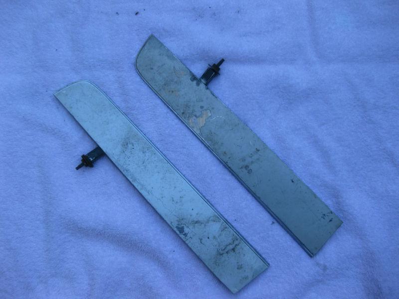 Origional 1967 Ford mustang tail light and 1967 Grill emblem spears, US $20.00, image 6