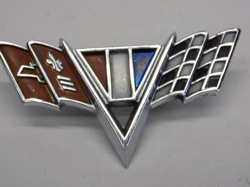 1967 chevy v8 oem fender emblem 3840318 nova corvette chevelle