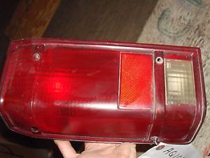 1991-1992 ford ranger left tail light
