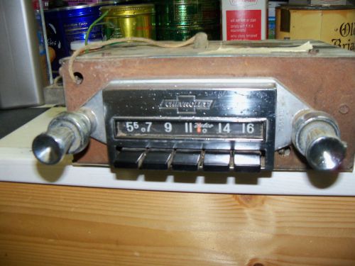 Working original 1961 62 chevy corvair am radio gm delco serviced with knobs
