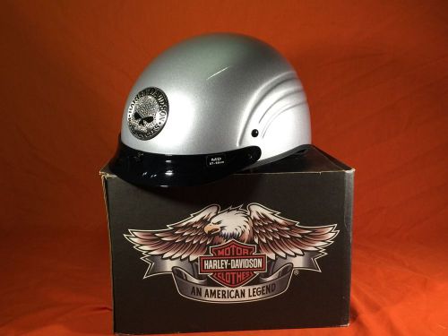 Harley davidson women&#039;s md helmet with shimmering hd skull in mint condition