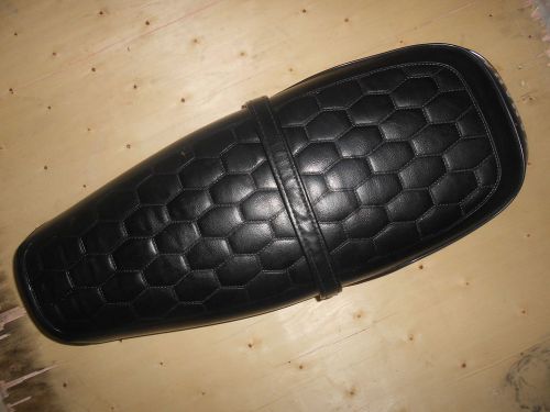 Double seat assy yamaha rs100 463-w2472-02 nos original