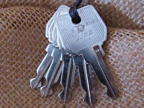 5 key blanks ilco rn24 x116 for a.m. jeep renault
