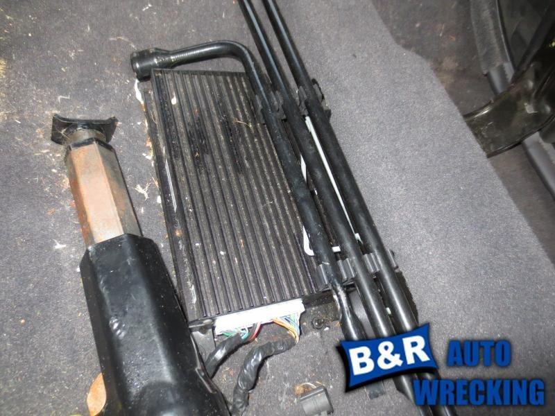 Amplifier for 99 00 01 02 jeep grand cherokee   2-7 pin connectors ~