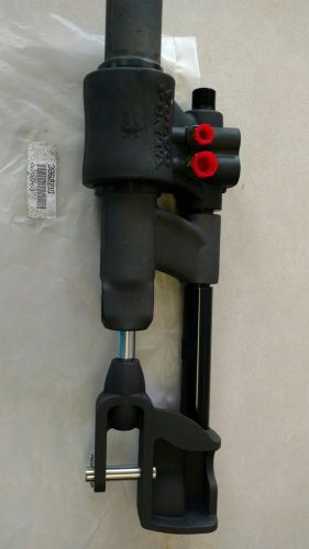 Volvo penta steering cylinder part #3862210 new part # 21910902