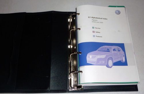 2009 vw tiguan owners manual set 09 w/case volkswagen guide