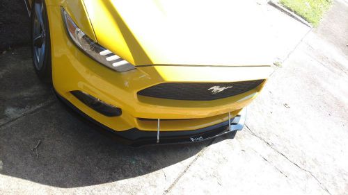Front splitter mustang 2016