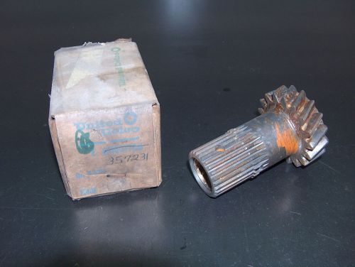 Muncie 4 speed m20 m21 transmission genuine gm nos rear reverse idler gear 17t