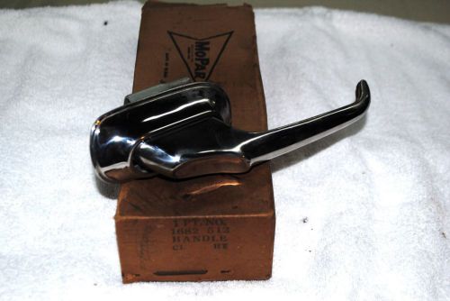 Nos mopar 1956 plymouth dodge right o/s door handle 1682512