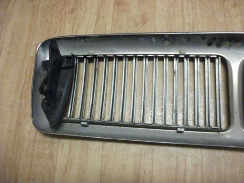 1995 1996 1997 Jaguar XJ Sedan Chrome Grille w/ Mounting Brackets XJ6 95 96 97, US $109.95, image 4