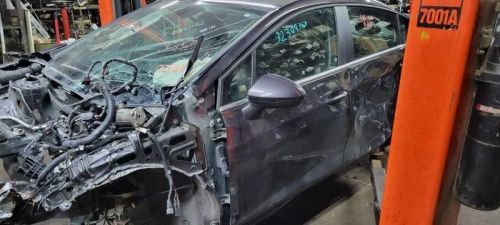 Cruze     2017 antenna 150735