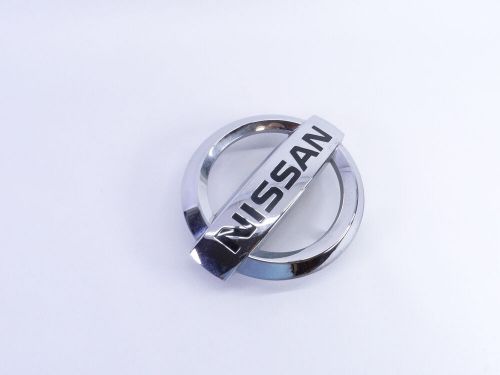 15 16 17 18 19 nissan versa sedan front grille emblem logo badge sign a36852