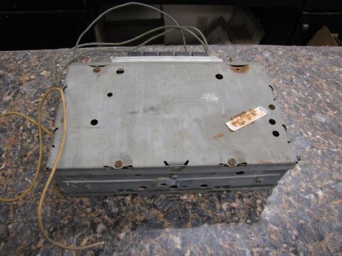 Vintage 1955-1956 chevrolet bel-air am push button delco car radio model #987087