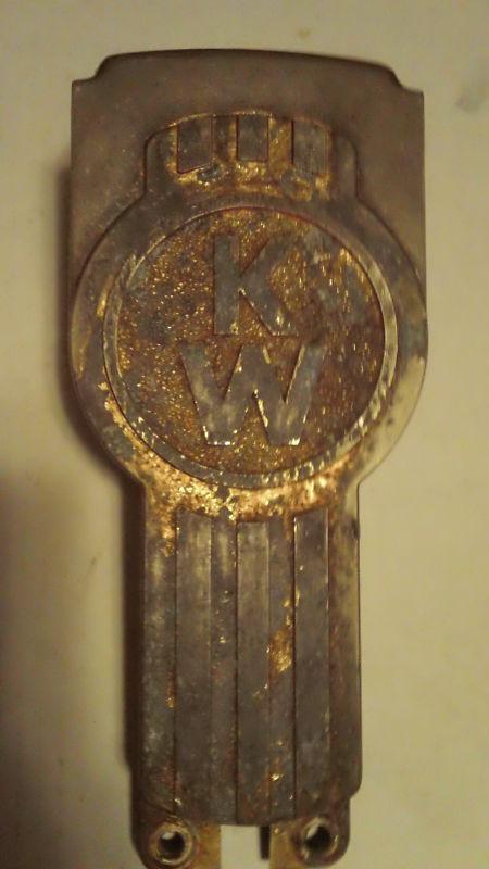Kw kenworth truck big rig emblem metal badge nameplate 18 wheeler hood ornament