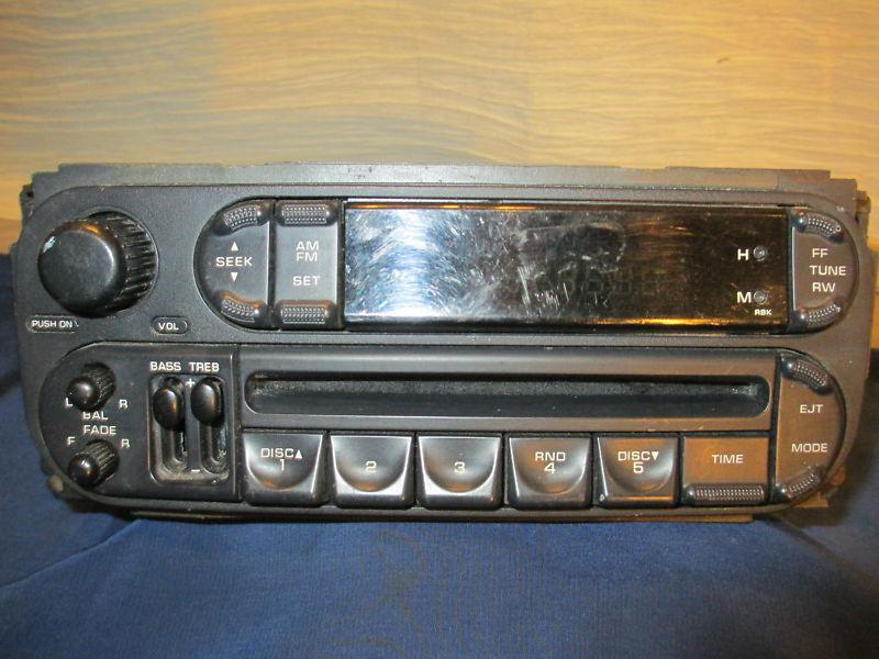 02-07 dodge chrysler jeep radio cd player factory oem p05064354ah 2003-2005 ram