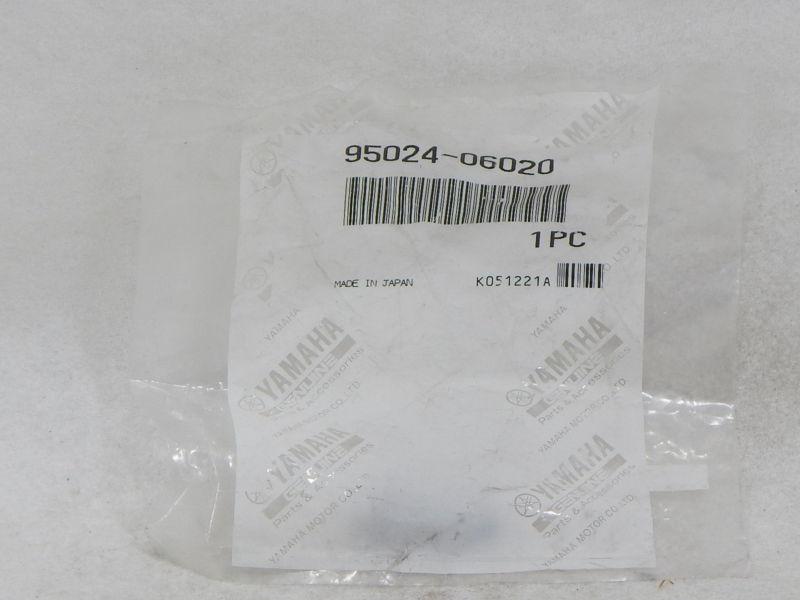 Yamaha 95024-06020 bolt *new