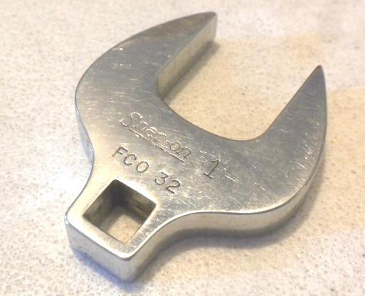 Brand new,free shipping!! snap on 1" crowsfoot wrench socket fco32 3/8" drive 